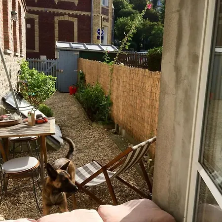 Vakantiehuis Maison A 50m De La Velo Kayak Sup Free